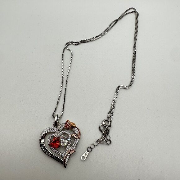 NIB Sterling silver, possibly gold plated, heart necklace with cz diamonds! - Picture 3 of 15